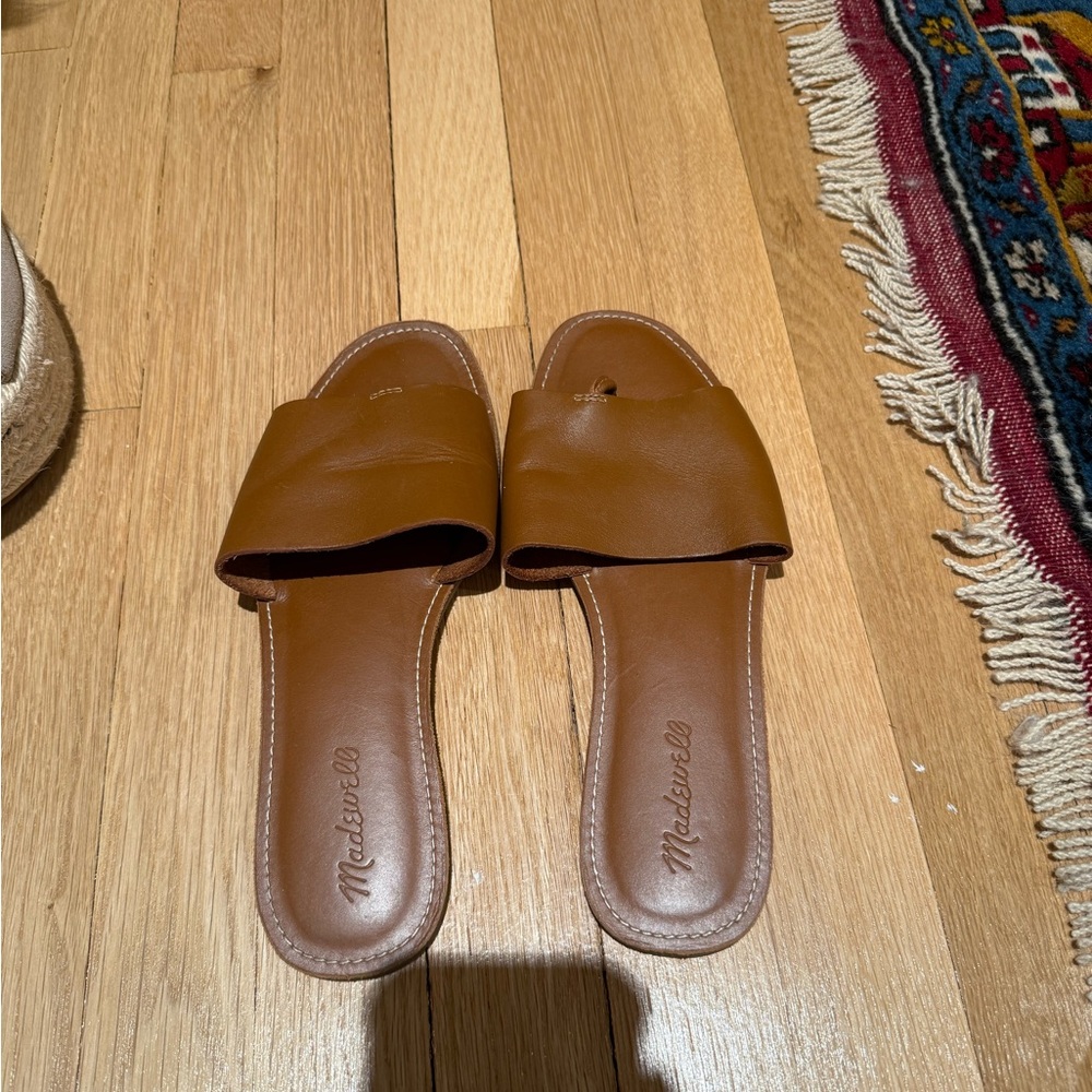 Madewell chestnut brown leather flats